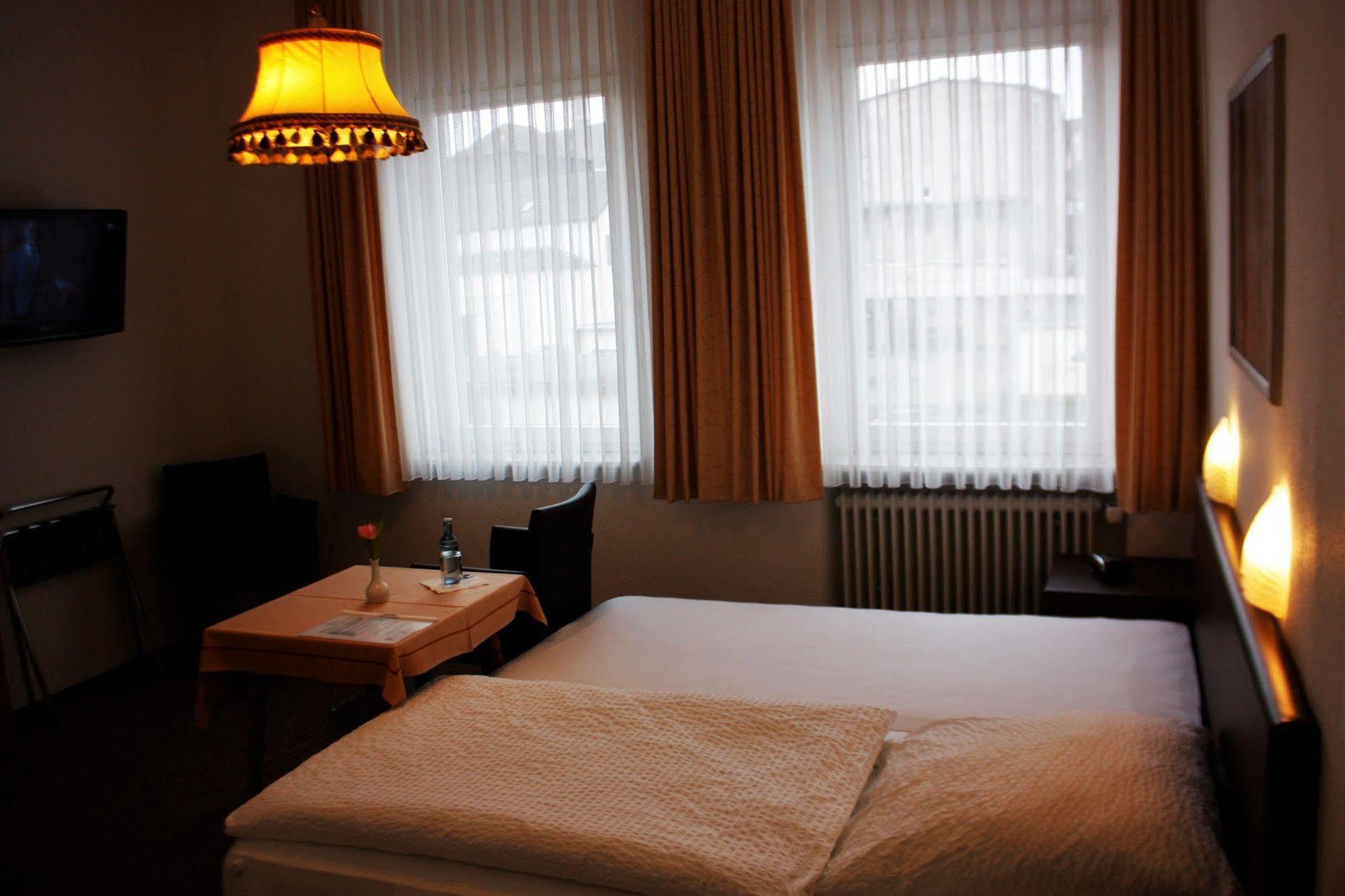 Hotel Zum Anker Andernach Zewnętrze zdjęcie